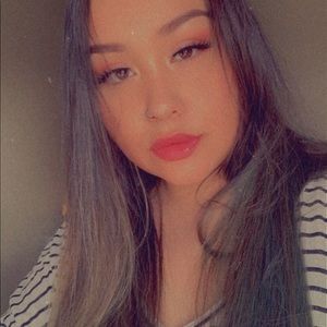 Meet your Posher, Miriam